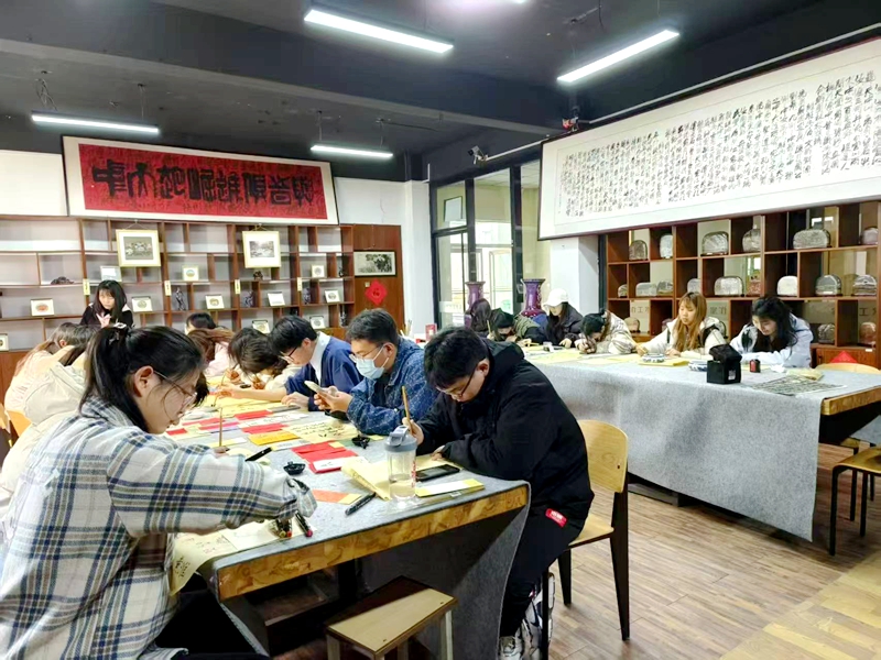 图片5.jpg 图片5.jpg