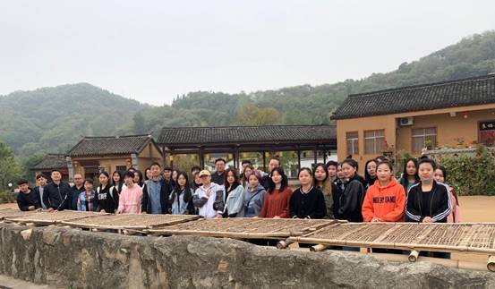 08BF80A3A22988A9968B9F0F1A74D61C